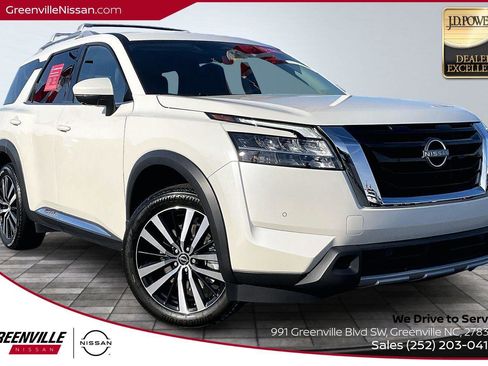 Certified 2024 Nissan Pathfinder Platinum w/ Cargo Package image 1