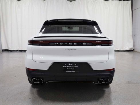 New 2026 Porsche Cayenne Coupe AWD/4WD image 7