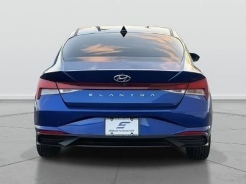 Used 2021 Hyundai Elantra SEL image 6