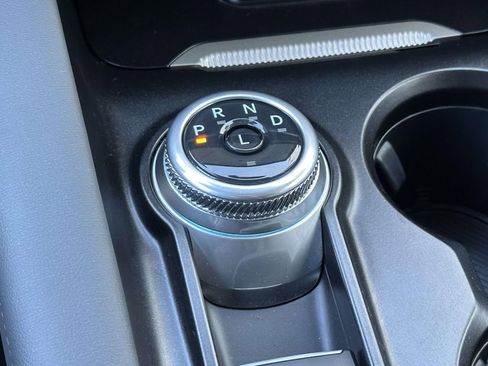 Used 2025 Ford Explorer Active image 21