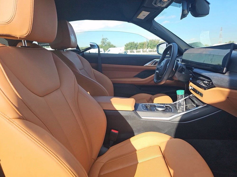 Used 2027 BMW 430i Convertible RWD image 4