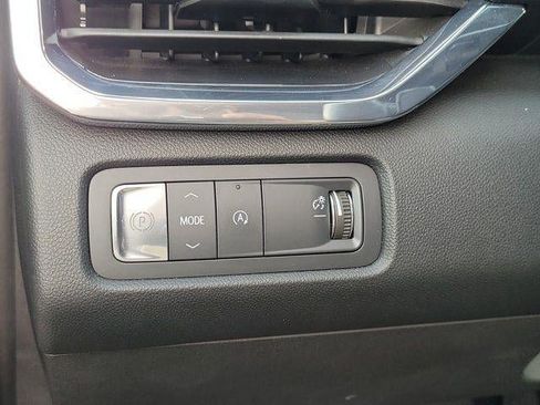 Used 2024 GMC Acadia Elevation FWD image 15