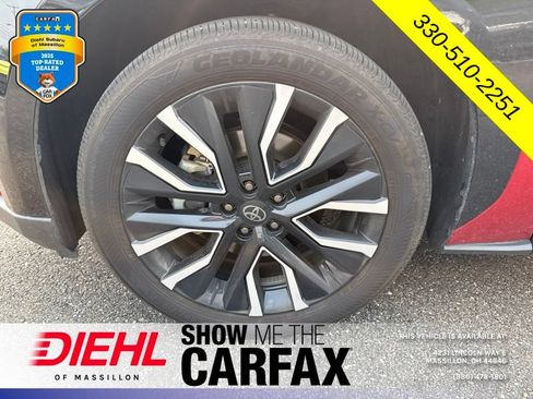 Used 2026 Toyota bZ AWD/4WD image 9