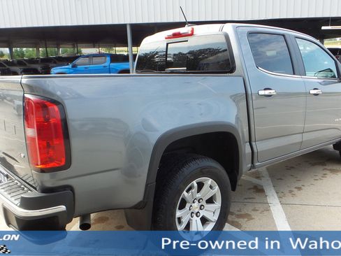 Used 2022 Chevrolet Colorado LT w/ LT Convenience Package image 5