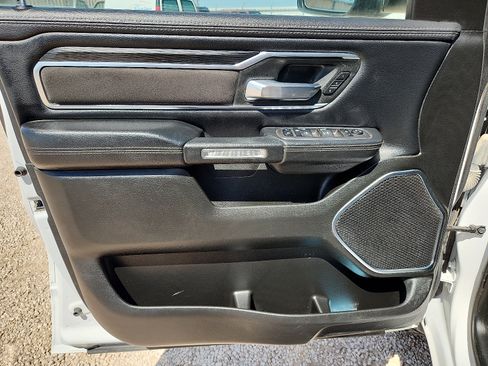 Used 2024 RAM 1500 Laramie RWD image 12