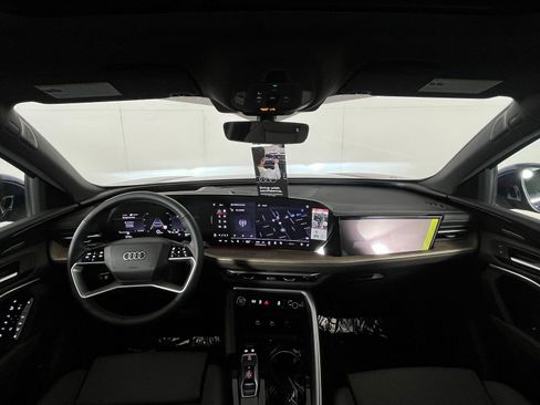 New 2025 Audi Q5 Prestige image 16