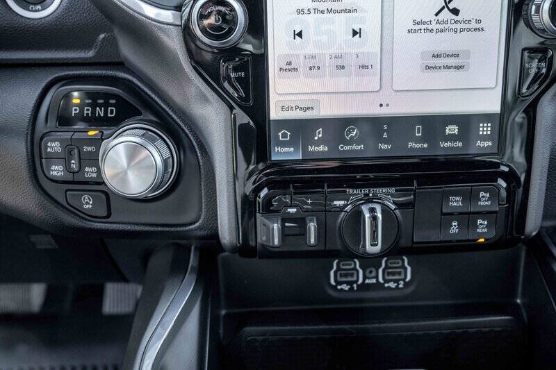 Used 2023 RAM 1500 Laramie AWD/4WD image 14