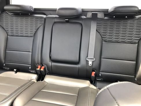 Used 2025 GMC Sierra EV Denali AWD/4WD image 22