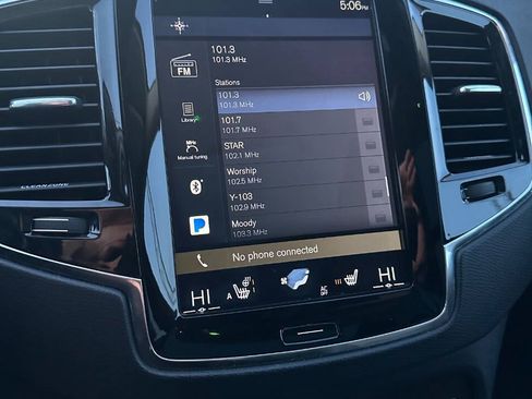Used 2016 Volvo XC90 T6 Momentum w/ Momentum Plus Package AWD/4WD image 31