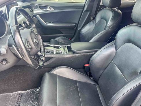 Used 2019 Kia Stinger GT1 image 16