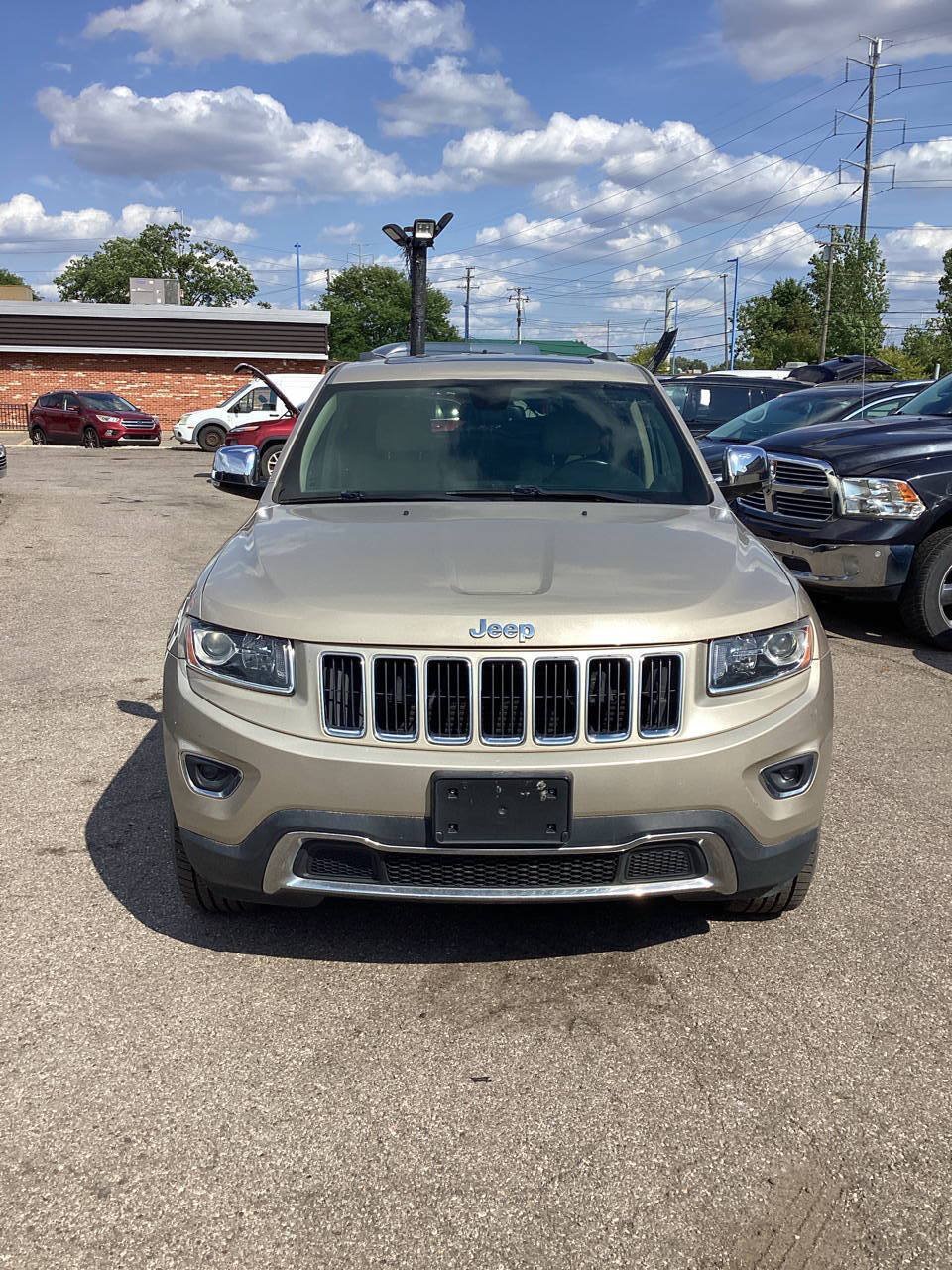 Used 2014 Jeep Grand Cherokee Limited w/ Trailer Tow Group IV RWD image 7