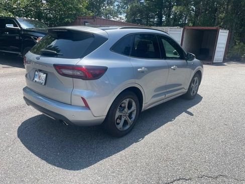 Used 2023 Ford Escape ST-Line w/ Tech Pack #1 FWD image 6
