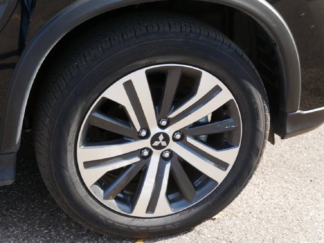 Used 2025 Mitsubishi Outlander Sport ES AWD/4WD image 7