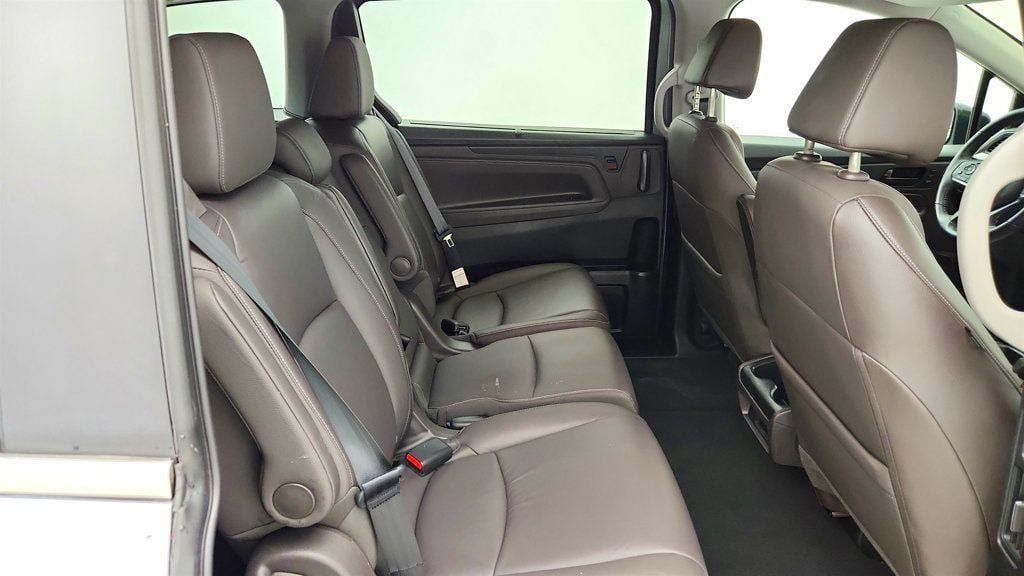 Used 2023 Honda Odyssey EX-L image 23