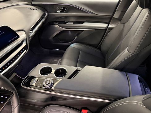 Certified 2024 Cadillac Lyriq Sport w/ LPO, Floor Liner Package AWD/4WD image 19