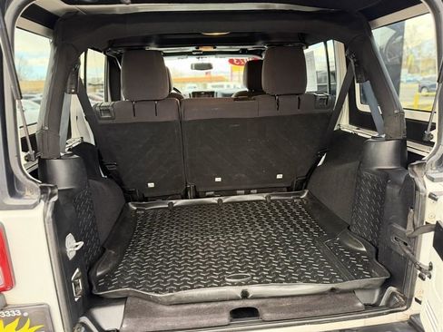 Used 2013 Jeep Wrangler Unlimited Sport image 14