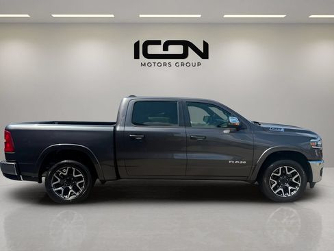 Used 2026 RAM 1500 Laramie AWD/4WD image 6