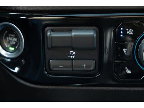Used 2024 Chevrolet Silverado 3500 High Country w/ High Country Premium Package AWD/4WD image 29