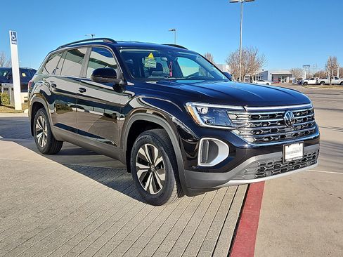 New 2026 Volkswagen Atlas SE image 5