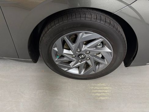 Used 2024 Hyundai Elantra SEL FWD image 10