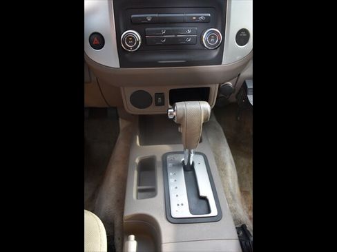 Used 2016 Nissan Frontier SV RWD image 11
