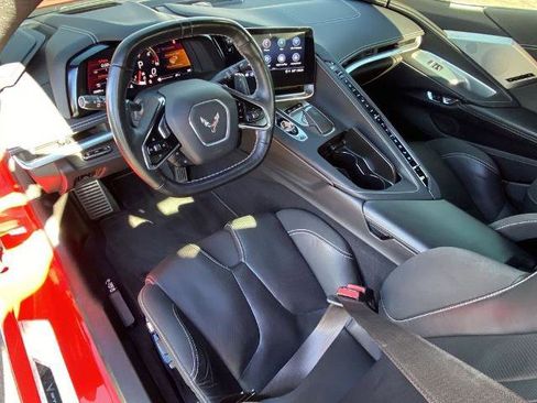 Used 2021 Chevrolet Corvette Stingray Preferred Cpe w/ Z51 Performance Package image 16