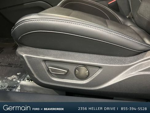 Used 2024 Ford Mustang Coupe image 12