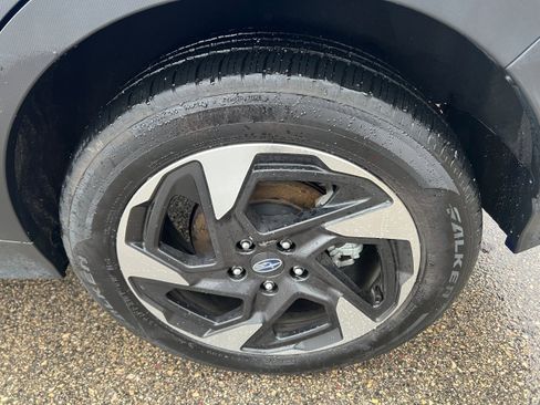 Certified 2025 Subaru Crosstrek 2.5i Limited w/ Crosstrek Mirror Package image 9