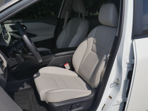 Certified 2023 Nissan Rogue SV w/ SV Premium B Package AWD/4WD image 31