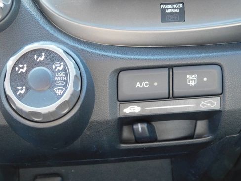 Used 2011 Honda Fit image 12