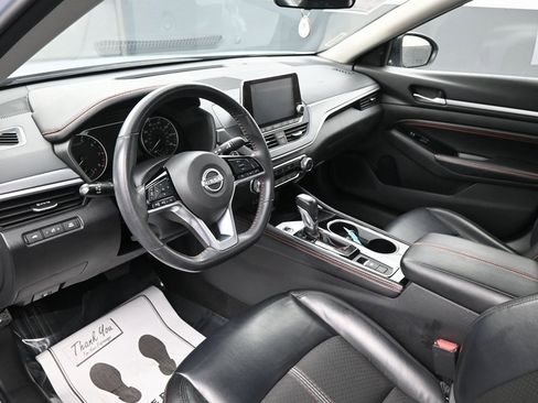 Used 2023 Nissan Altima 2.5 SR image 25