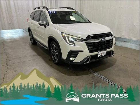 Used 2023 Subaru Ascent Touring AWD/4WD image 1
