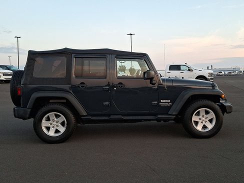 Used 2017 Jeep Wrangler Unlimited Sport w/ Quick Order Package 24S image 7