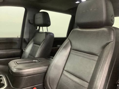 Used 2020 GMC Sierra 3500 Denali w/ Denali Ultimate Package AWD/4WD image 12