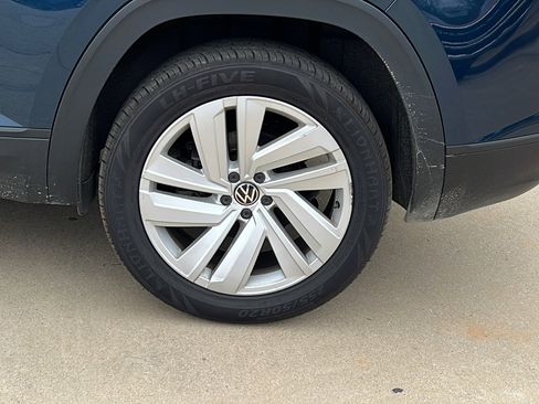 Used 2023 Volkswagen Atlas Cross Sport SE image 12