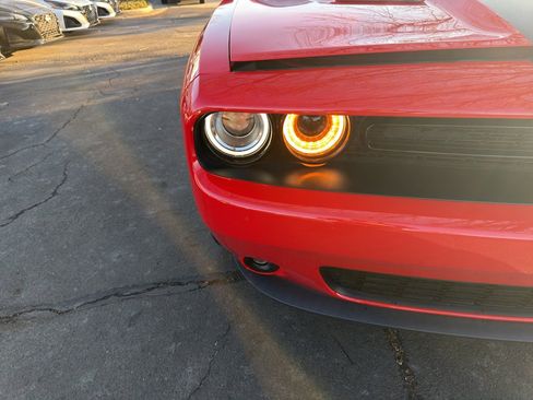 Used 2022 Dodge Challenger SXT w/ Blacktop Package image 10