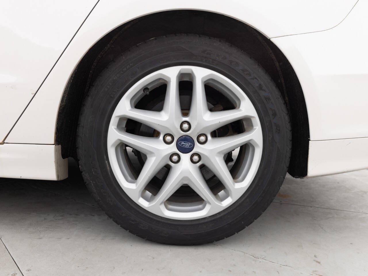 Used 2014 Ford Fusion SE FWD image 20
