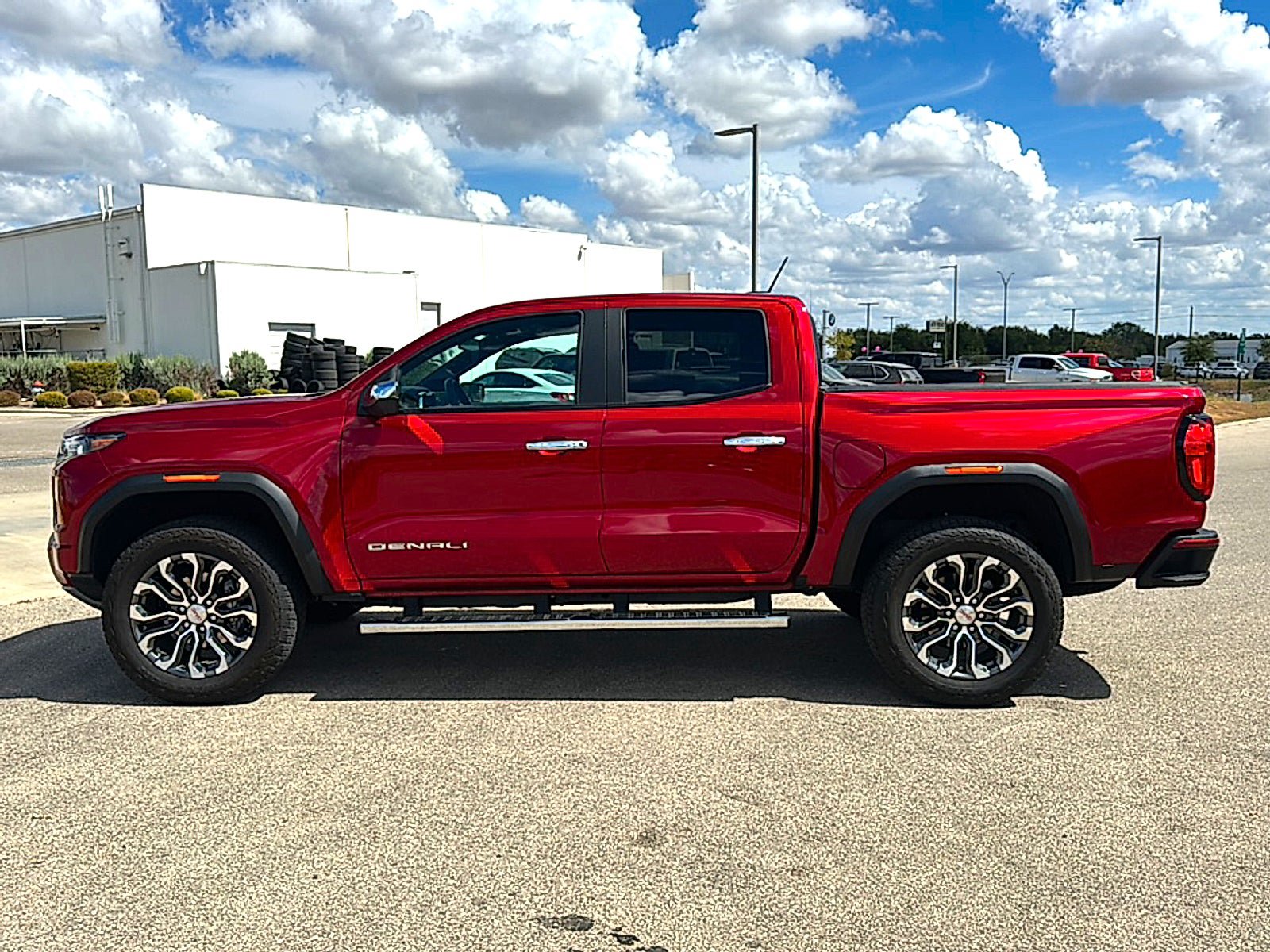 Used 2024 GMC Canyon Denali AWD/4WD image 5