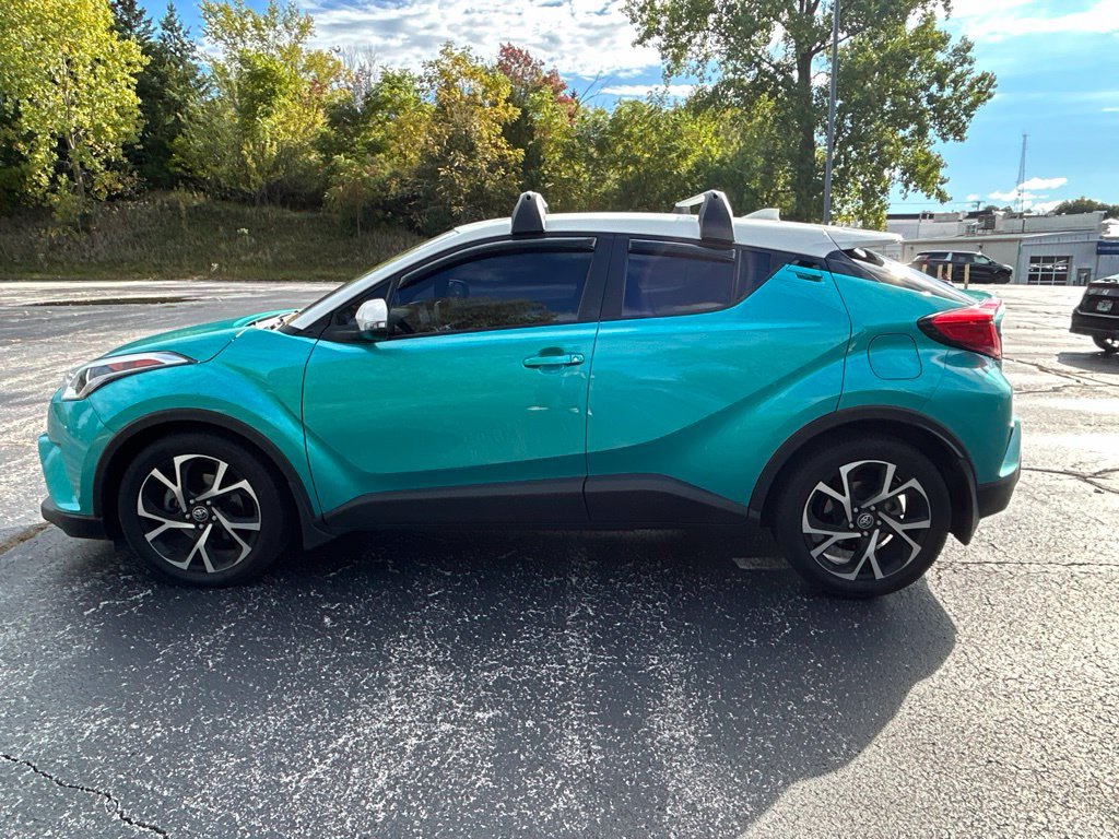 Used 2018 Toyota C-HR XLE FWD image 22