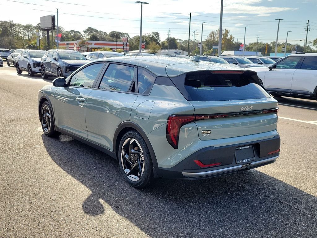 New 2026 Kia K4 EX FWD image 4
