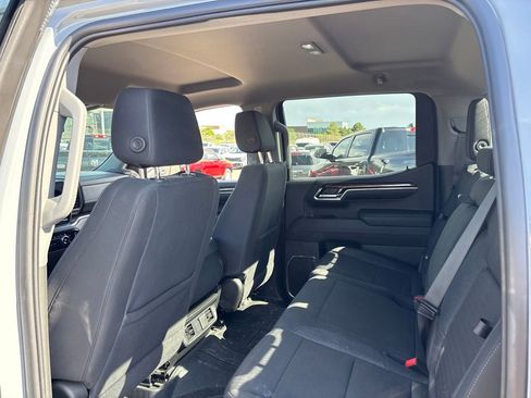 Used 2024 GMC Sierra 1500 Elevation AWD/4WD image 7