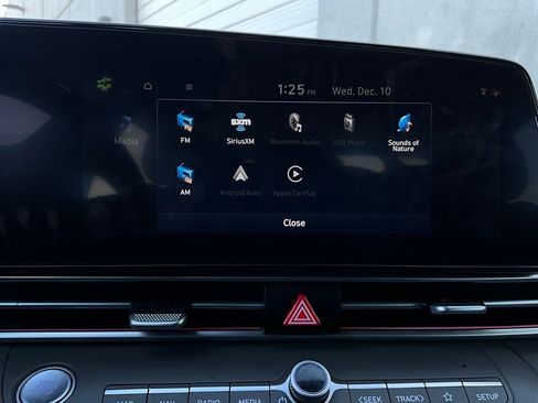 Used 2025 Hyundai Elantra SEL image 33