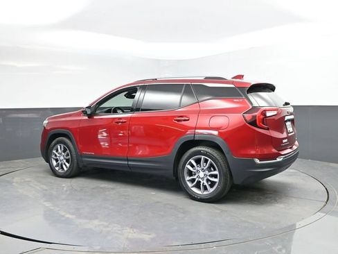 Used 2023 GMC Terrain SLT AWD/4WD image 8