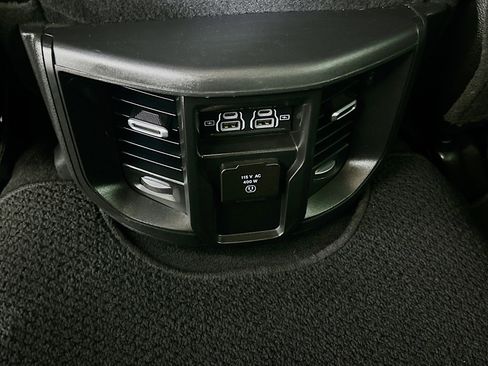 Used 2024 RAM 2500 Laramie image 27