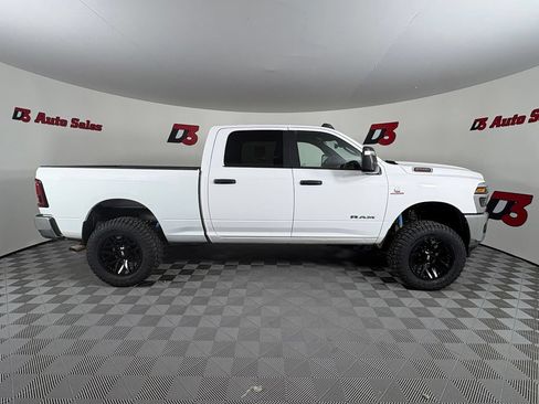 Used 2025 RAM 2500 Big Horn AWD/4WD image 8