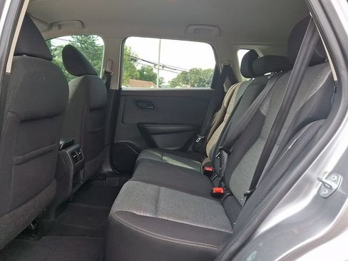 Used 2021 Nissan Rogue S AWD/4WD image 11