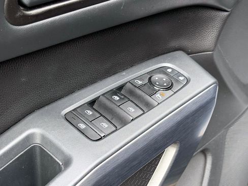 Used 2023 Nissan Pathfinder Rock Creek AWD/4WD image 16