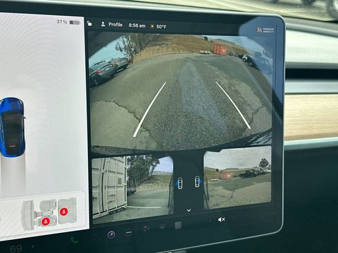 Used 2020 Tesla Model Y Long Range image 22