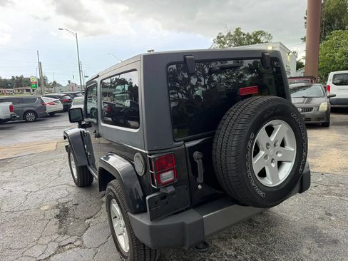 Used 2014 Jeep Wrangler Sport AWD/4WD image 5