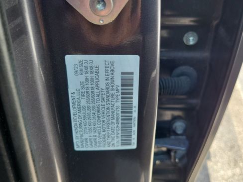 Used 2024 Honda Pilot EX-L image 31